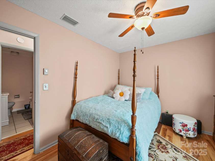 3471 Greentree Acres Road, Valdese, NC 28690.  MLS# CAR4272307, YatesRealty ID 27977. 