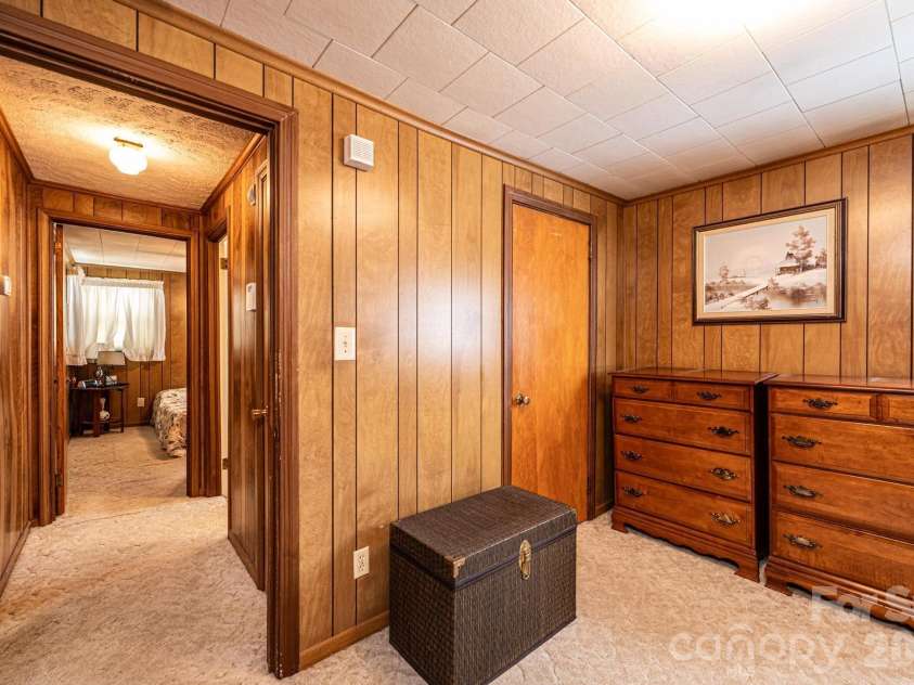 452 Swanson Drive, Lenoir, NC 28645.  MLS# CAR4389760, YatesRealty ID 27978. 