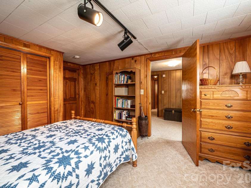 452 Swanson Drive, Lenoir, NC 28645.  MLS# CAR4389760, YatesRealty ID 27978. 