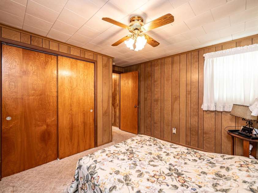 452 Swanson Drive, Lenoir, NC 28645.  MLS# CAR4389760, YatesRealty ID 27978. 