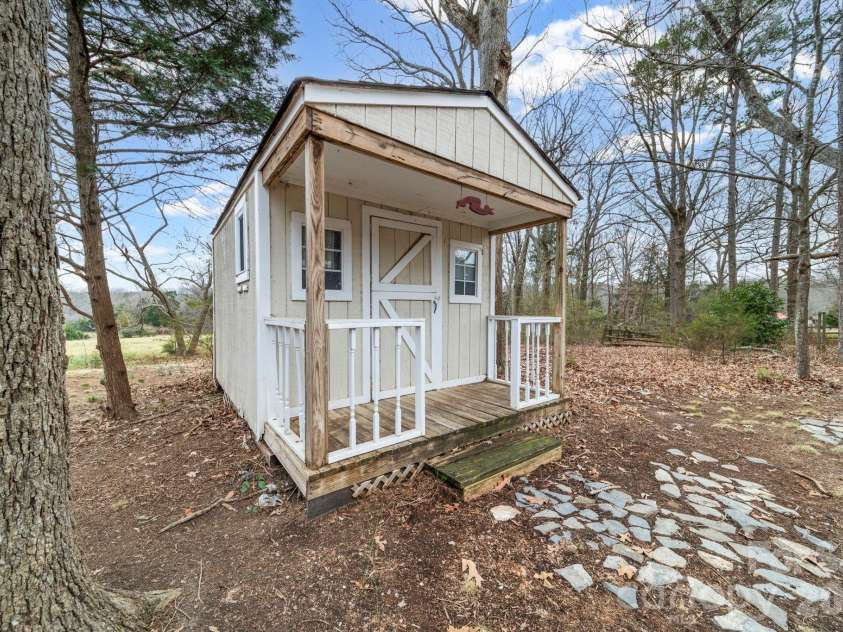 2721 Tara Drive, Monroe, NC 28112.  MLS# CAR4336627, YatesRealty ID 2798. 