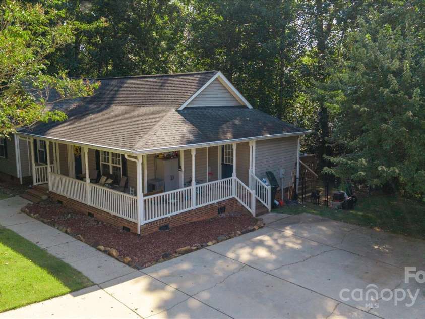 914 Ragin Lane, Rock Hill, SC 29732.  MLS# CAR4297529, YatesRealty ID 2798. 