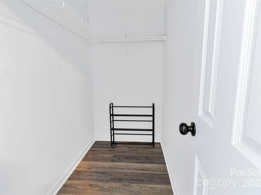 14217 Tranters Creek Lane, Charlotte, NC 28273.  MLS# CAR4281480, YatesRealty ID 27981. 