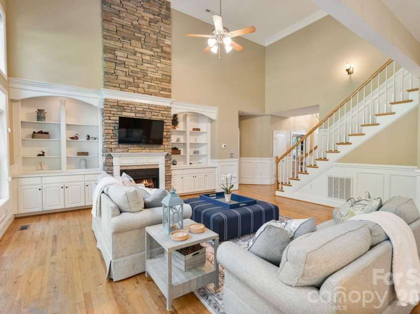 108 Broadview Circle, Mooresville, NC 28117.  MLS# CAR4388348, YatesRealty ID 27982. 