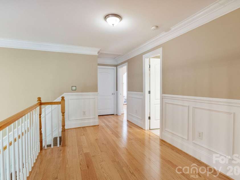 108 Broadview Circle, Mooresville, NC 28117.  MLS# CAR4388348, YatesRealty ID 27982. Upper level loft/lounge area