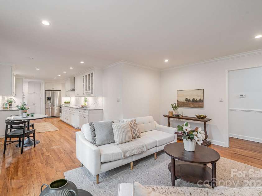 6749 Windyrush Road, Charlotte, NC 28226.  MLS# CAR4259624, YatesRealty ID 27982. 