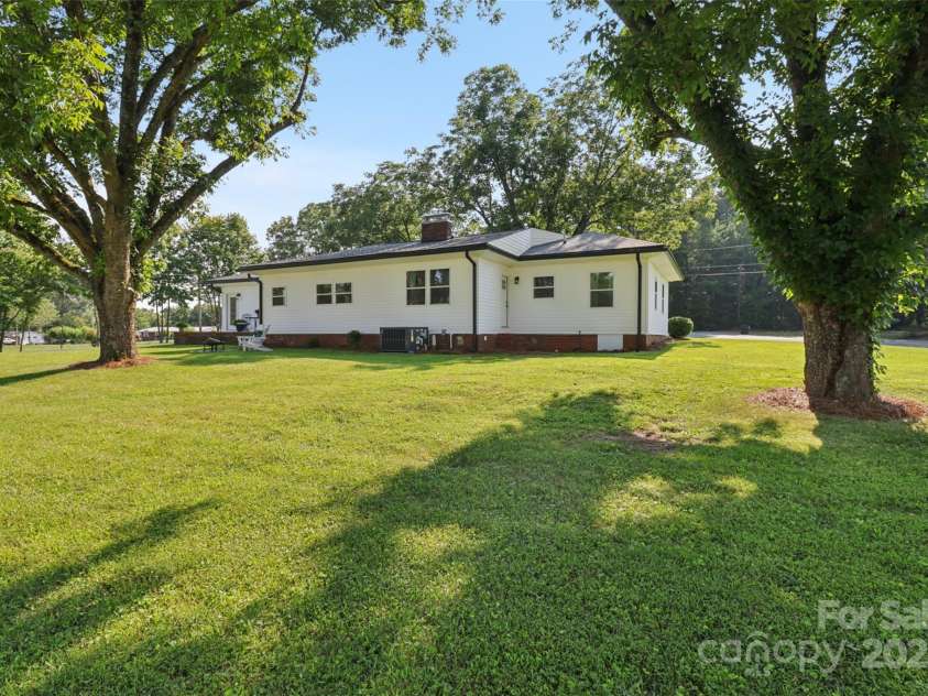 37598 Mountain Creek Road, New London, NC 28127.  MLS# CAR4258380, YatesRealty ID 27983. 37598 Mountain Creek Rd