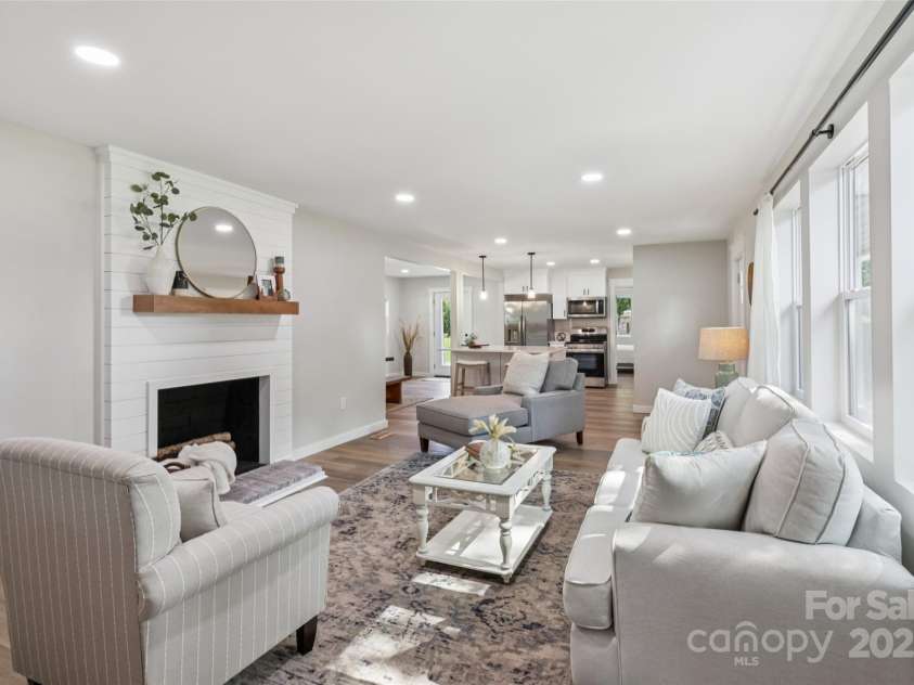 37598 Mountain Creek Road, New London, NC 28127.  MLS# CAR4258380, YatesRealty ID 27983. Living