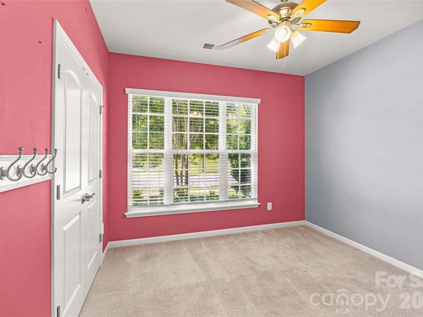 2321 Napa Valley Drive, Waxhaw, NC 28173.  MLS# CAR4389145, YatesRealty ID 27984. 