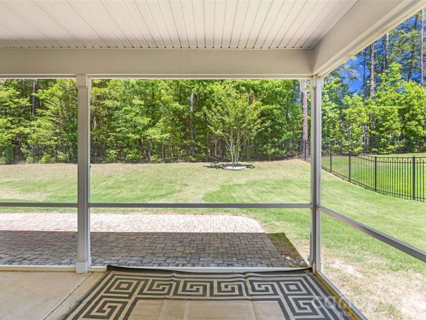 2321 Napa Valley Drive, Waxhaw, NC 28173.  MLS# CAR4389145, YatesRealty ID 27984. 