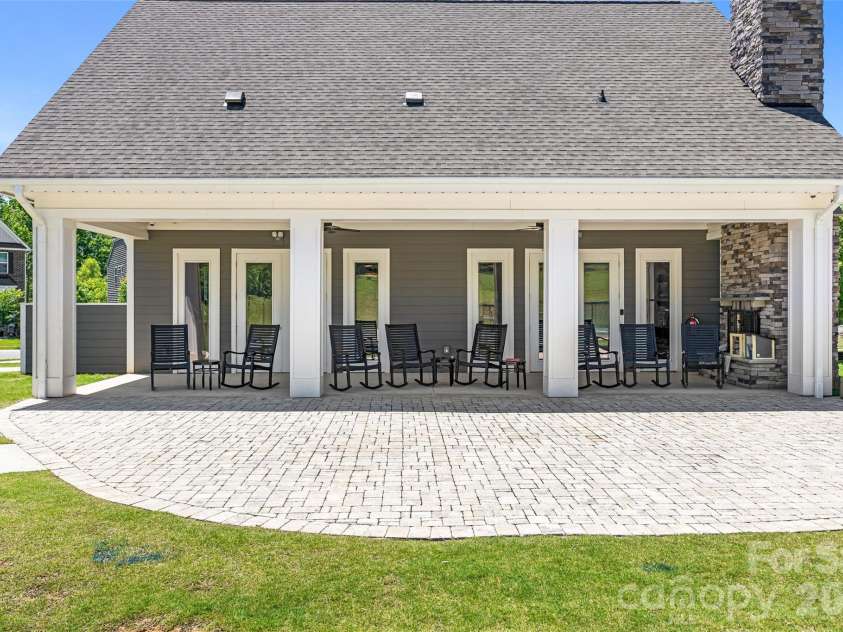 2321 Napa Valley Drive, Waxhaw, NC 28173.  MLS# CAR4389145, YatesRealty ID 27984. 