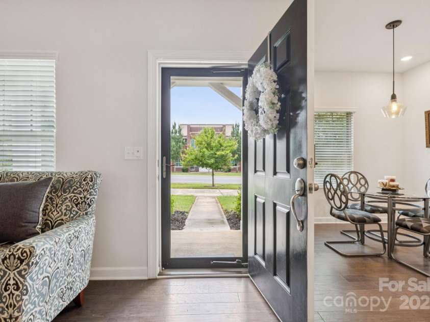 11927 Hambright Road, Huntersville, NC 28078.  MLS# CAR4280992, YatesRealty ID 27985. 
