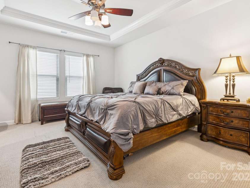 11927 Hambright Road, Huntersville, NC 28078.  MLS# CAR4280992, YatesRealty ID 27985. 