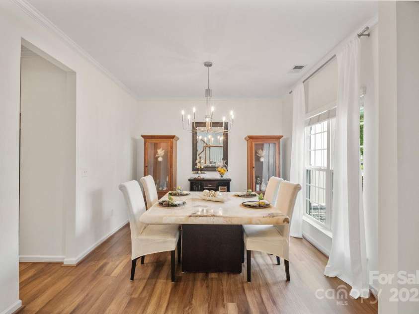 137 Branchview Drive, Mooresville, NC 28115.  MLS# CAR4273548, YatesRealty ID 27986. 