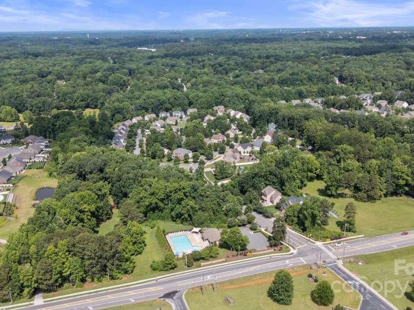 137 Branchview Drive, Mooresville, NC 28115.  MLS# CAR4273548, YatesRealty ID 27986. 