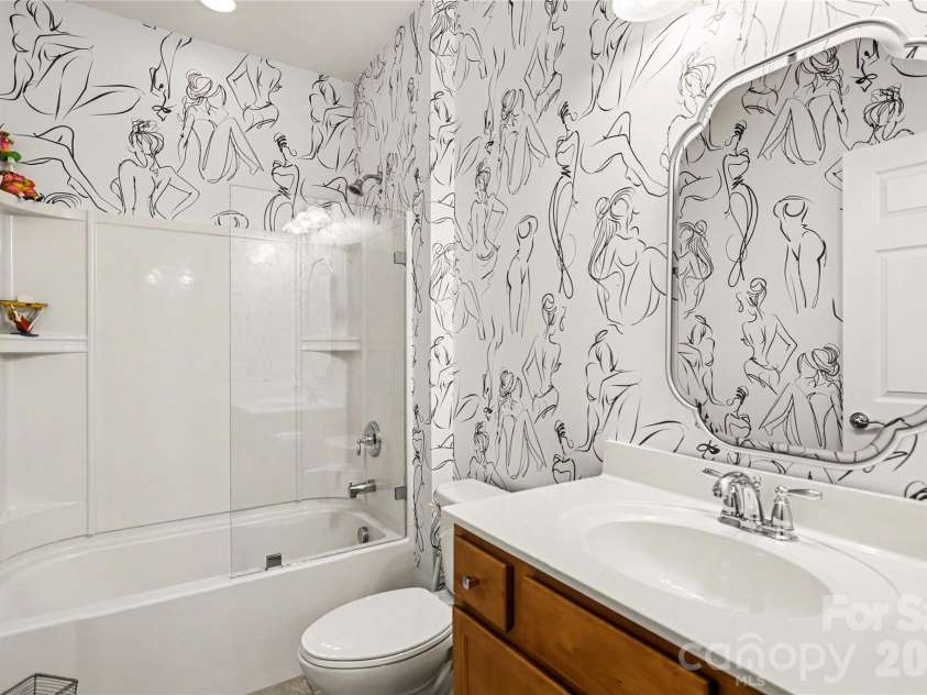 6010 Jack Thomas Drive, Indian Land, SC 29707.  MLS# CAR4386626, YatesRealty ID 27986. Bathroom 2