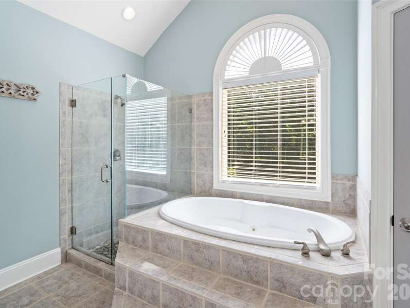 3025 Harlinsdale Drive, Rock Hill, SC 29732.  MLS# CAR4389132, YatesRealty ID 27987. 