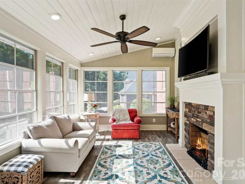 3025 Harlinsdale Drive, Rock Hill, SC 29732.  MLS# CAR4389132, YatesRealty ID 27987. 