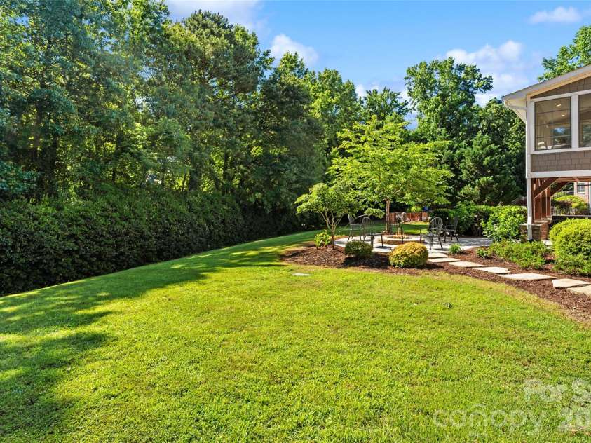 3025 Harlinsdale Drive, Rock Hill, SC 29732.  MLS# CAR4389132, YatesRealty ID 27987. 