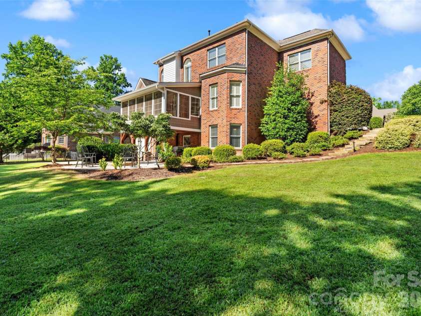 3025 Harlinsdale Drive, Rock Hill, SC 29732.  MLS# CAR4389132, YatesRealty ID 27987. 