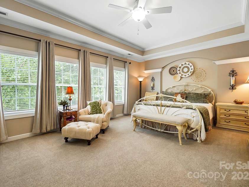 15933 Glen Miro Drive, Huntersville, NC 28078.  MLS# CAR4277902, YatesRealty ID 27988. 