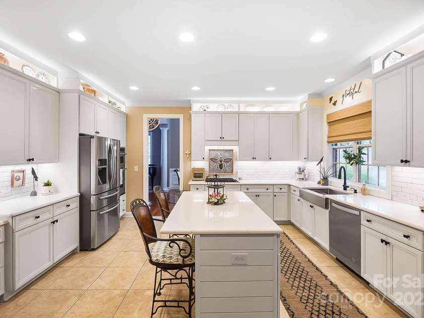 15933 Glen Miro Drive, Huntersville, NC 28078.  MLS# CAR4277902, YatesRealty ID 27988. 