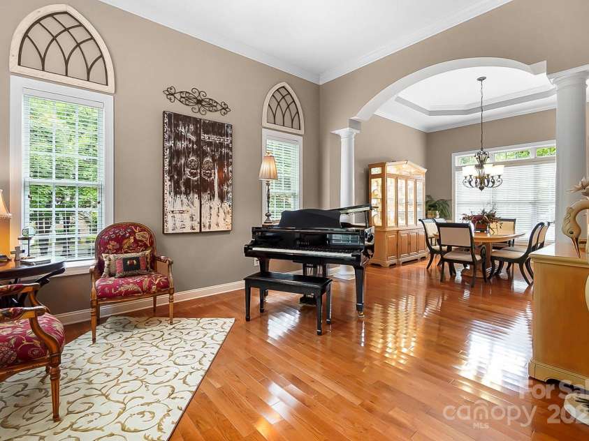 15933 Glen Miro Drive, Huntersville, NC 28078.  MLS# CAR4277902, YatesRealty ID 27988. 