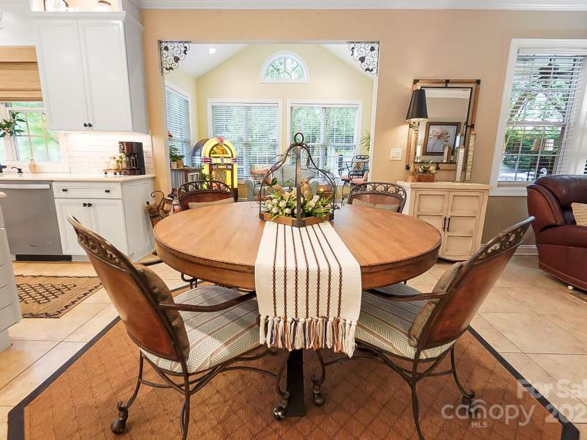 15933 Glen Miro Drive, Huntersville, NC 28078.  MLS# CAR4277902, YatesRealty ID 27988. 