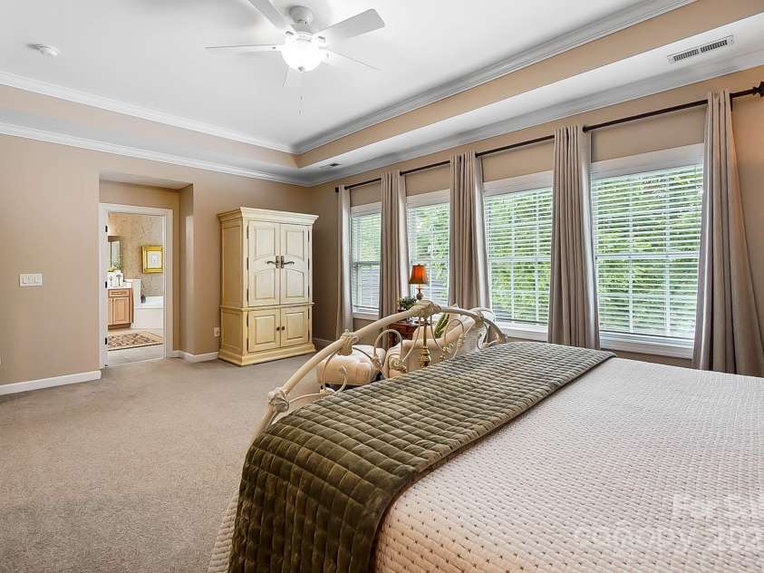 15933 Glen Miro Drive, Huntersville, NC 28078.  MLS# CAR4277902, YatesRealty ID 27988. 
