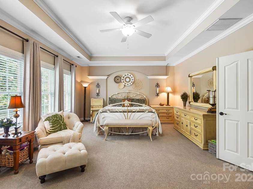 15933 Glen Miro Drive, Huntersville, NC 28078.  MLS# CAR4277902, YatesRealty ID 27988. Primary Bedroom