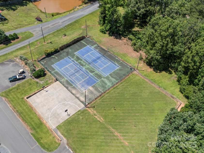 179 Delwood Court, Mount Gilead, NC 27371.  MLS# CAR4270392, YatesRealty ID 2799. 