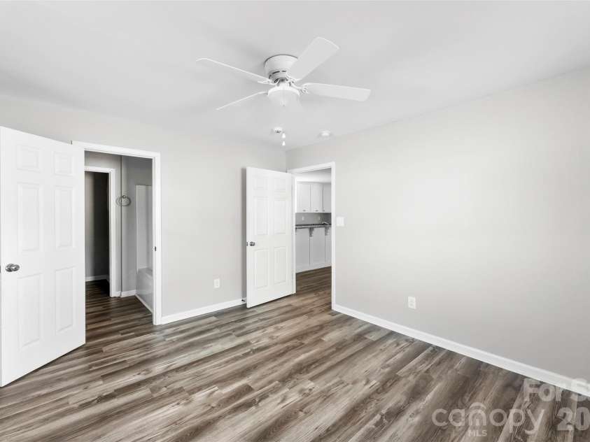 810 4th Street, Kings Mountain, NC 28086.  MLS# CAR4335671, YatesRealty ID 2799. 