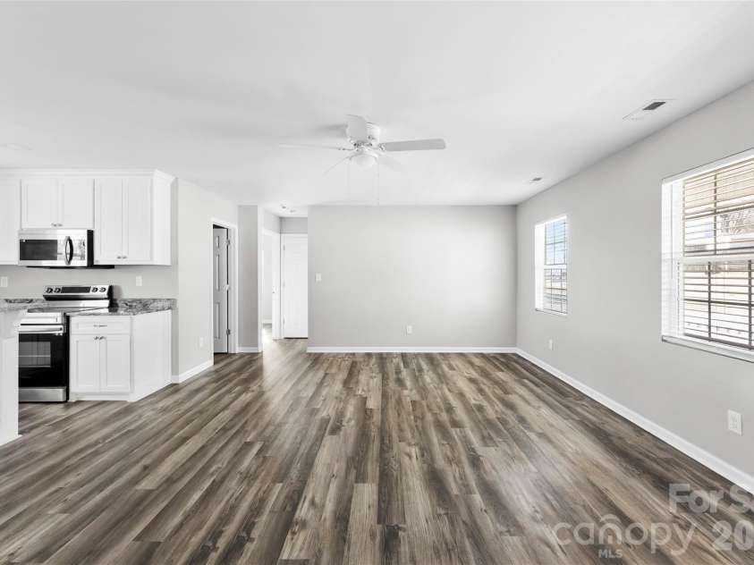 810 4th Street, Kings Mountain, NC 28086.  MLS# CAR4335671, YatesRealty ID 2799. 