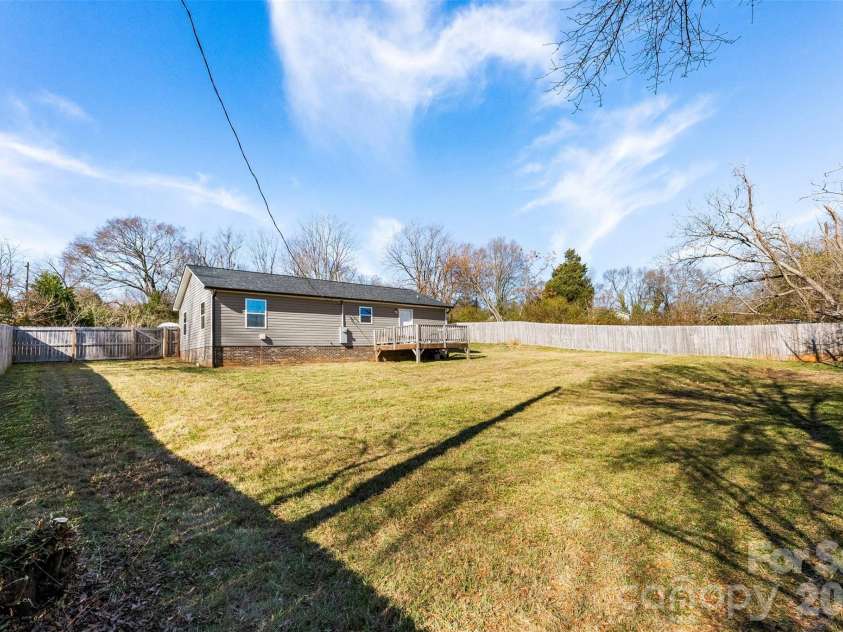 810 4th Street, Kings Mountain, NC 28086.  MLS# CAR4335671, YatesRealty ID 2799. 