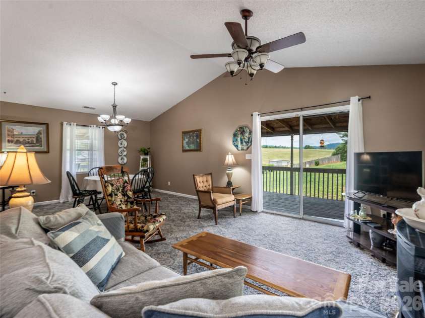 9 Coquina Lane, Leicester, NC 28748.  MLS# CAR4388772, YatesRealty ID 27991. 