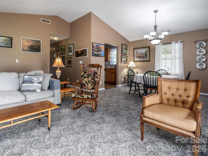 9 Coquina Lane, Leicester, NC 28748.  MLS# CAR4388772, YatesRealty ID 27991. 