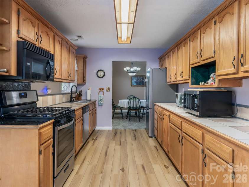 9 Coquina Lane, Leicester, NC 28748.  MLS# CAR4388772, YatesRealty ID 27991. 