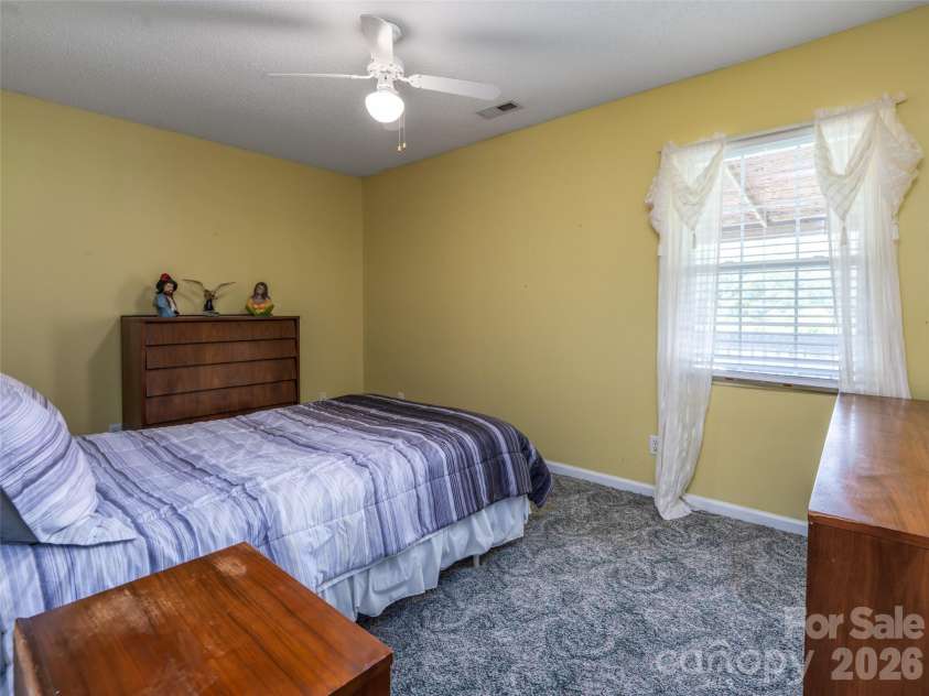 9 Coquina Lane, Leicester, NC 28748.  MLS# CAR4388772, YatesRealty ID 27991. 