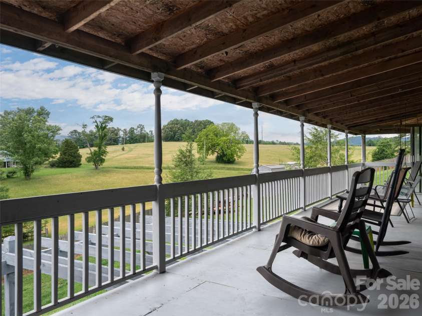 9 Coquina Lane, Leicester, NC 28748.  MLS# CAR4388772, YatesRealty ID 27991. 