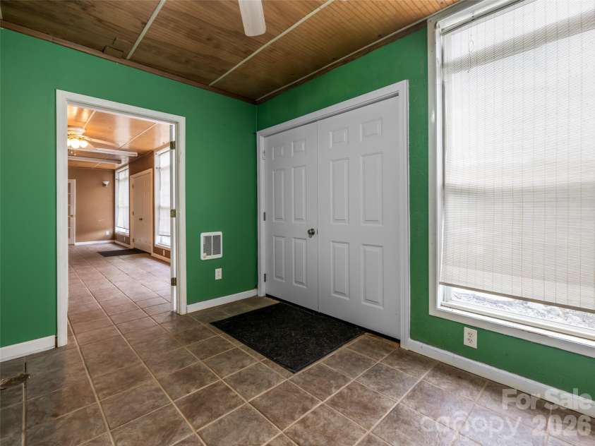 9 Coquina Lane, Leicester, NC 28748.  MLS# CAR4388772, YatesRealty ID 27991. 