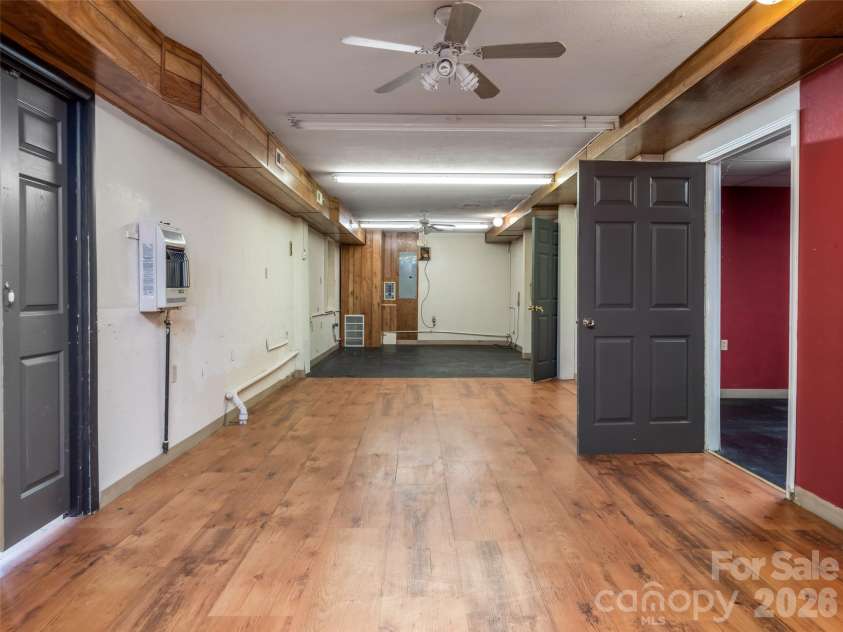 9 Coquina Lane, Leicester, NC 28748.  MLS# CAR4388772, YatesRealty ID 27991. 