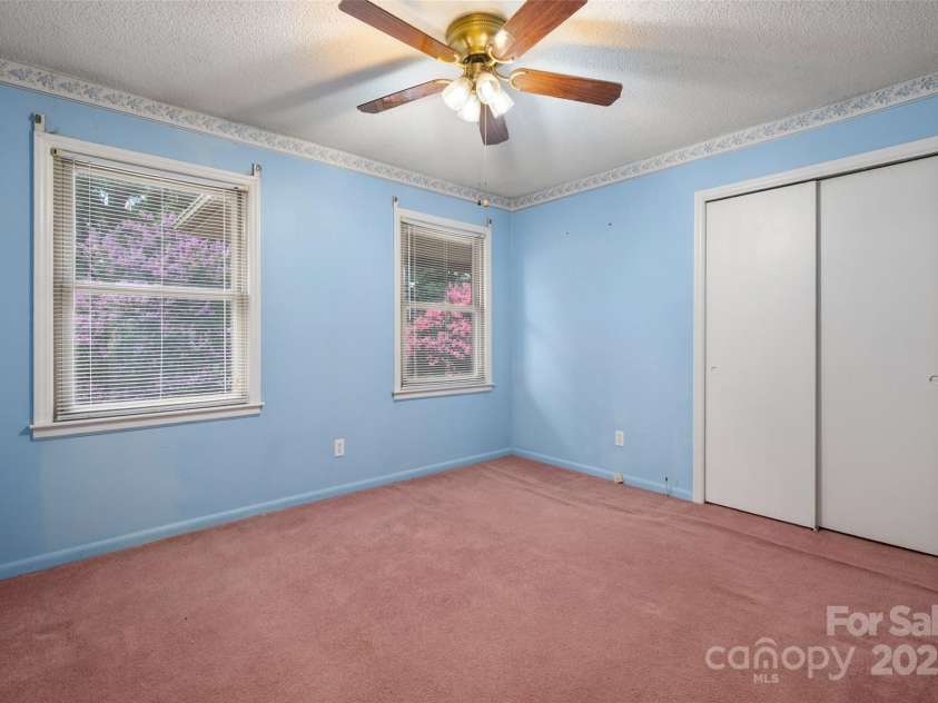 1536 Anderson Street, Gastonia, NC 28054.  MLS# CAR4283379, YatesRealty ID 27992. Bedroom 3