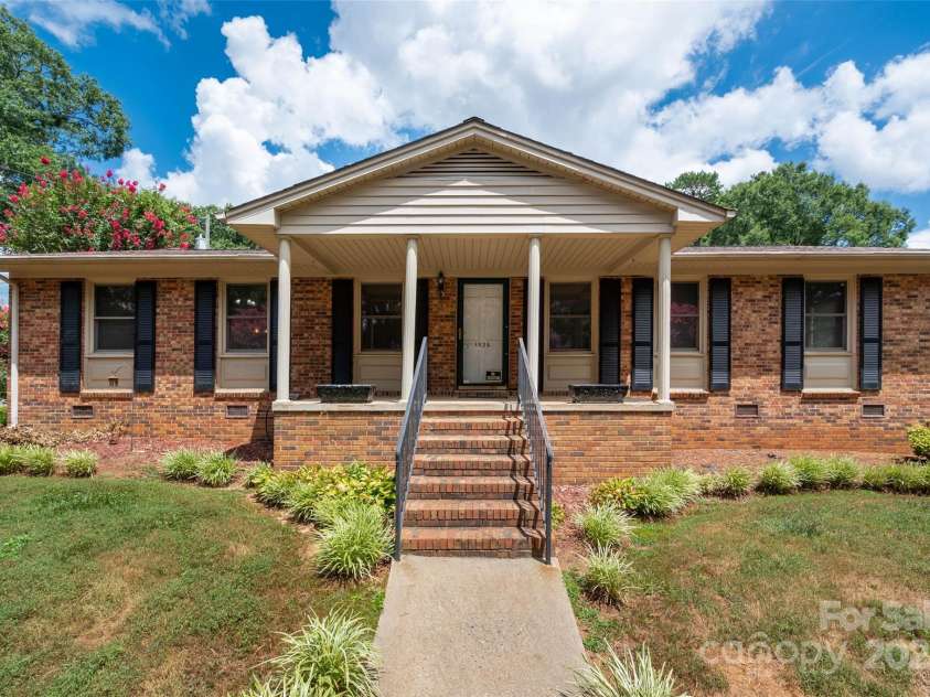 1536 Anderson Street, Gastonia, NC 28054.  MLS# CAR4283379, YatesRealty ID 27992. Exterior Front 1