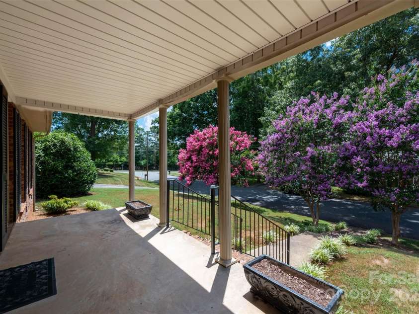 1536 Anderson Street, Gastonia, NC 28054.  MLS# CAR4283379, YatesRealty ID 27992. Front Porch 2