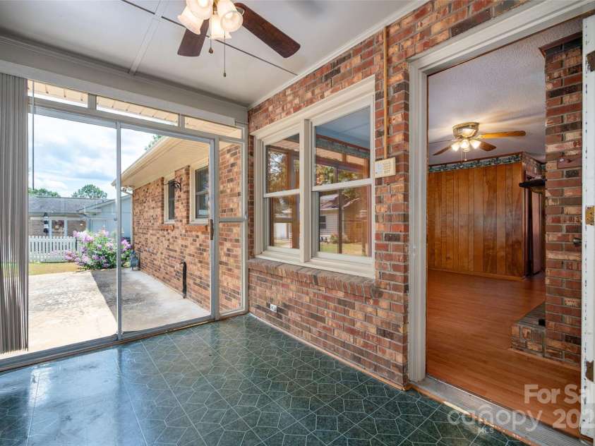 1536 Anderson Street, Gastonia, NC 28054.  MLS# CAR4283379, YatesRealty ID 27992. Glass Enclosed Porch 2