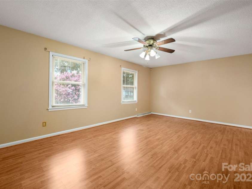1536 Anderson Street, Gastonia, NC 28054.  MLS# CAR4283379, YatesRealty ID 27992. Living Room 2