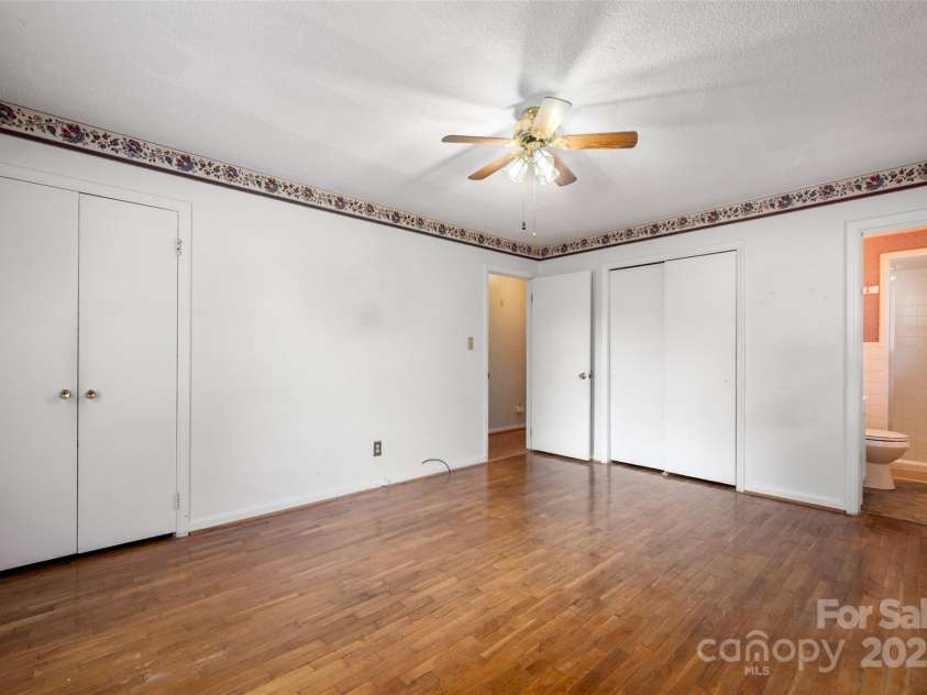 1536 Anderson Street, Gastonia, NC 28054.  MLS# CAR4283379, YatesRealty ID 27992. Primary Bedroom 3