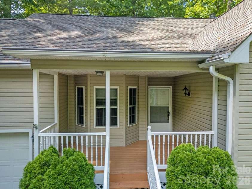 61 Autumn Glen Court, Brevard, NC 28712.  MLS# CAR4420624, YatesRealty ID 27992. 