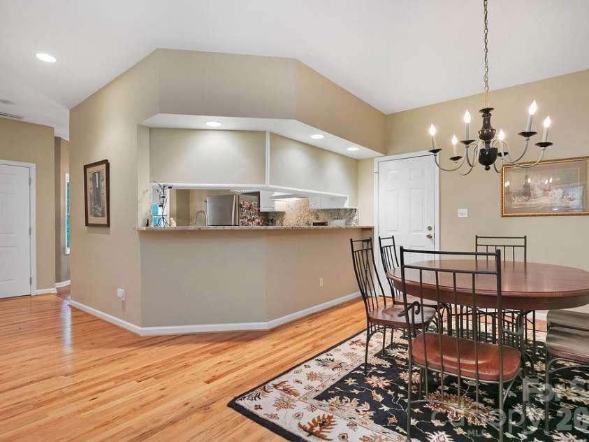 61 Autumn Glen Court, Brevard, NC 28712.  MLS# CAR4420624, YatesRealty ID 27992. 