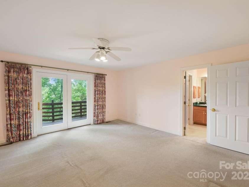 12041 Spinnaker Drive, Tega Cay, SC 29708.  MLS# CAR4283093, YatesRealty ID 27993. 